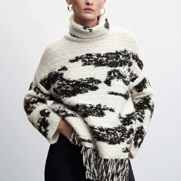 ZARA | Size M | Chunky Knit Turtleneck Sweater w/ Fringe - Picture 1 of 8
